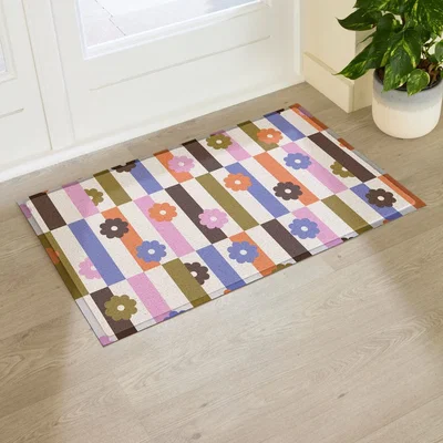 The Range Elizabeth Olwen Petal Stripes Indoor/Outdoor Doormat (90x60cm) - Multi / 90 x 60cm