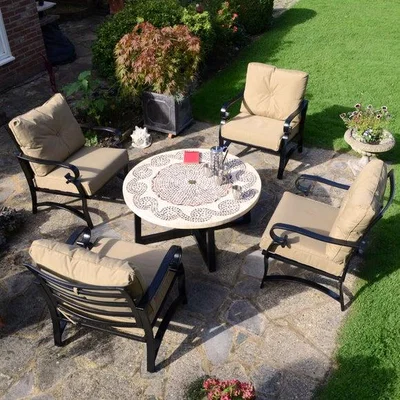 Dunelm Byron Manor Arlington Round Coffee Table with 4 Westfield Lounge Chairs