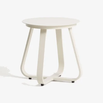 Kave Home Tamaris ecru aluminium outdoor side table Ø48cm