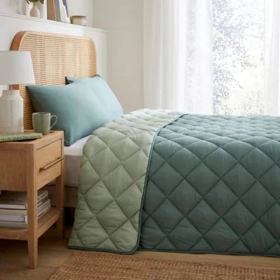 Dunelm Coverless 10.5 Tog Duvet and Pillowcase Set