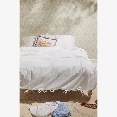 Urban Outfitters Linen Bow Duvet Set - White Double at Urban Outfitters
