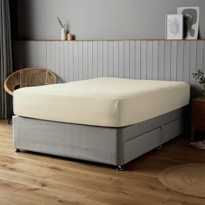 Habitat Silentnight Supersoft Plain Cream Fitted Sheet - King size