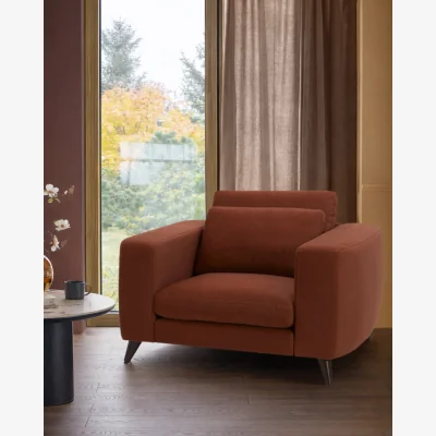 Danetti Quinn toffee red plush fabric black wood armchair