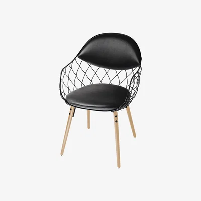 Made in Design Pina Padded armchair - Leather / Metal & wood legs by Magis Black/Natural wood