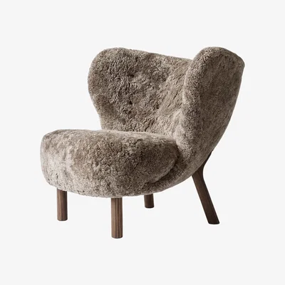 Made in Design Little Petra VB1 Padded armchair - / 1938 reissue - Sheepskin by &tradition Brown