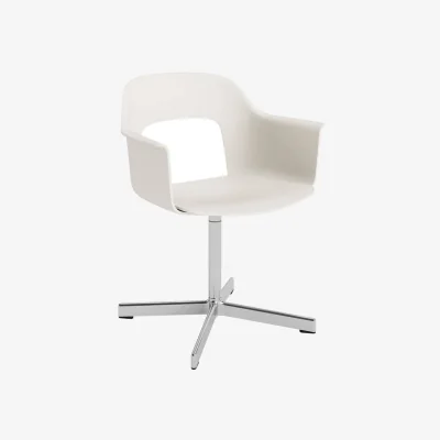 Made in Design Layout 231 Swivel armchair plastic material white / Recycled - Hay