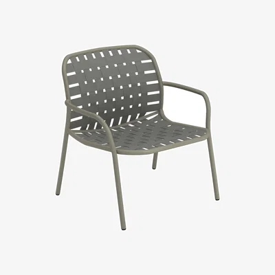 Made in Design Yard Low armchair textile grey / Elastic straps - Emu