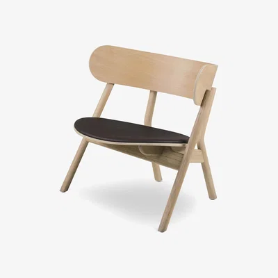 Made in Design Oaki Low armchair - / Leather seat - Oak by Northern Natural wood