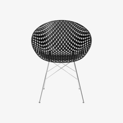 Made in Design Smatrik Armchair - / Plastic seat & metal legs by Kartell Black