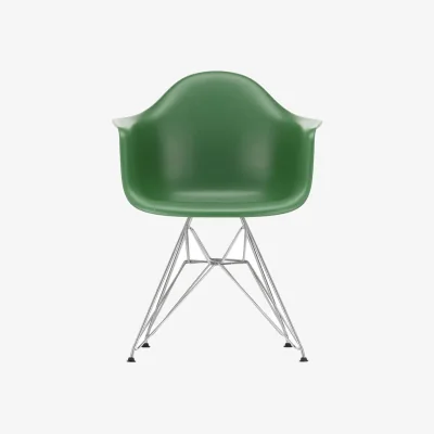 Made in Design RE DAR - Eames Plastic Armchair Armchair plastic material green / (1950) - Chromed Base, legs / Recycled - Vitra