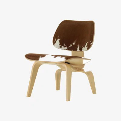 Made in Design Plywood Group LCW Low armchair wood brown / Eames, 1969 - Cowhide - Vitra