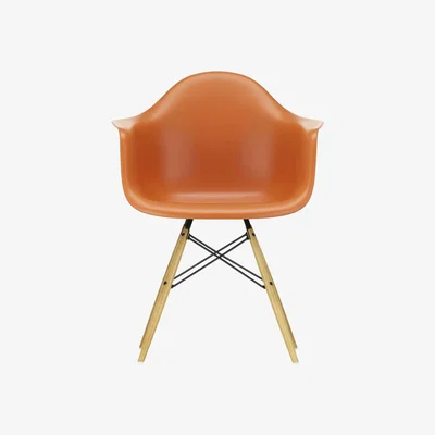 Made in Design DAW - Eames Plastic Armchair Armchair - / (1950) - Light wood legs by Vitra Orange