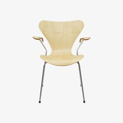 Made in Design Série 7 Armchair - Natural wood by Fritz Hansen Natural wood