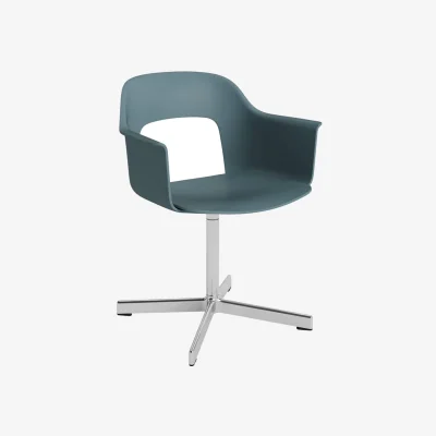Made in Design Layout 231 Swivel armchair plastic material blue / Recycled - Hay