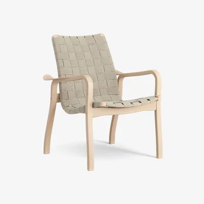 Nordic Nest Primo arm chair low laquered beech Natural