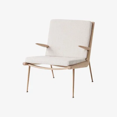 Nordic Nest &Tradition Boomerang HM2 armchair Loop cream white-oiled oak