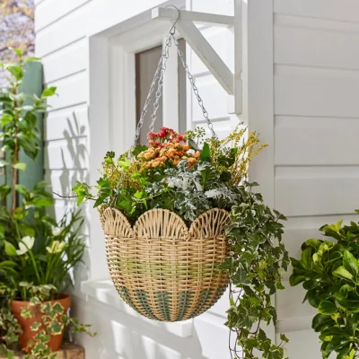 Dunelm Woven Scalloped Hanging Basket