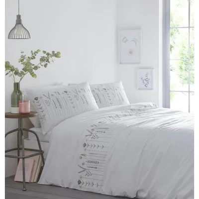 The Range Molly Duvet Cover and Pillowcase Set - Green / Super King