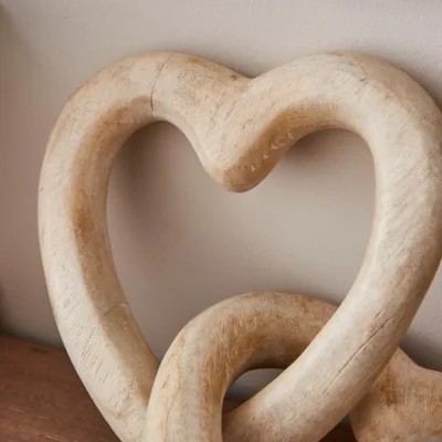 Dunelm Wooden Linked Hearts Ornament