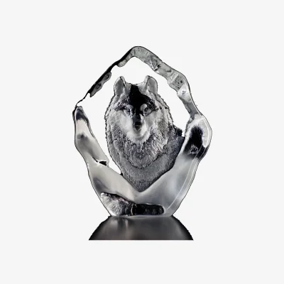 Nordic Nest Wildlife crystal sculpture wolf