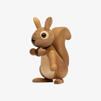 Nordic Nest Spring Copenhagen Hazel Squirrel decoration 11.5 cm Oak
