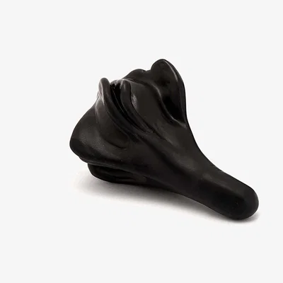 Olivia's Liang & Eimil Fugue II Ornament Black