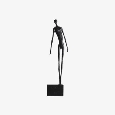 Olivia's Liang & Eimil Boyton Sculpture