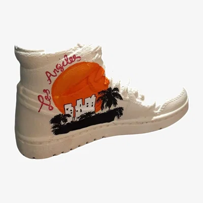 Wolf & Badger Laker Design Sculpture One Size Artchi