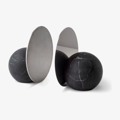 Wolf & Badger Black / Silver Bookends Marble & Stainless Steel - Black, Silver . Bruci Editora De Diseño