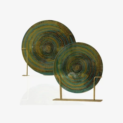 Wolf & Badger Green / Gold Rainbow Spiral Glass Decorative Plates Set | Marleth
