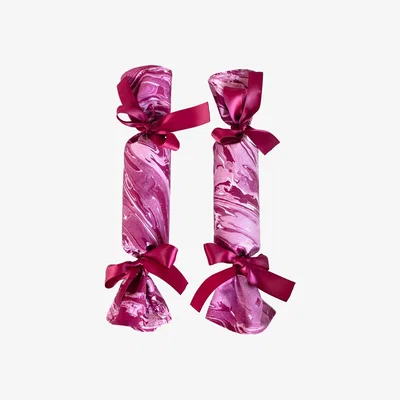 Wolf & Badger Pink / Purple / Red Re-Usable Fabric Crackers With Gifts - Burgundy Marble Manimekala