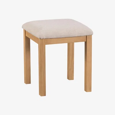 Knees Carrabba Stool - Medium Oak finish