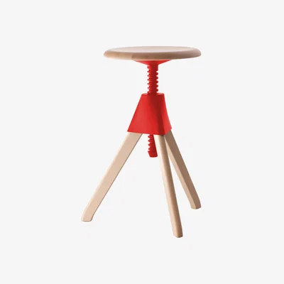 Made in Design Jerry Stool - H 50/66 cm by Magis Red/Natural wood