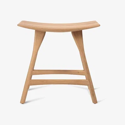 Made in Design Osso Stool - / Solid oak - H 48 x L 50 cm by Ethnicraft Natural wood