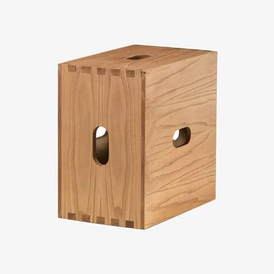 Made in Design LC14 Cabanon Stool natural wood / Le Corbusier, 1952 - CASSINA