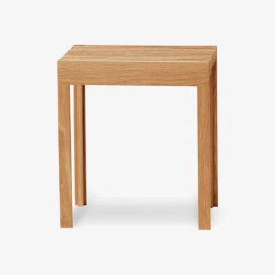 Nordic Nest Form & Refine Lightweight stool 40x45 cm Oak