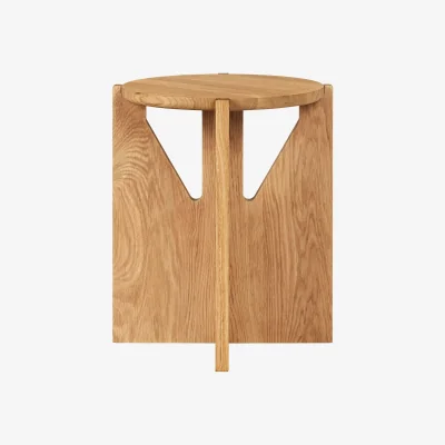 Nordic Nest Kristina Dam Studio Simple stool Ø36 cm Warm lacquered oak