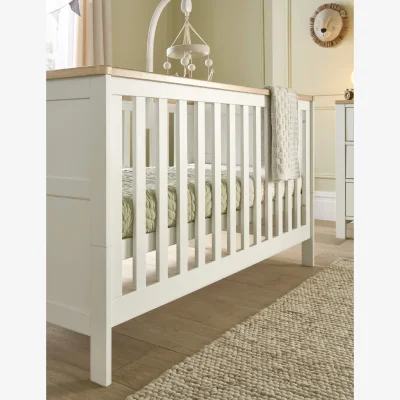 Marks & Spencer Mamas & Papas Wedmore Cot Bed - White Oak White Mix