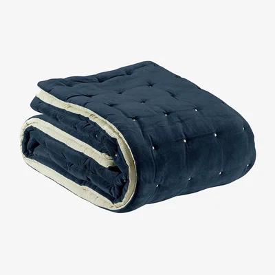 Amara Elise Bedspread