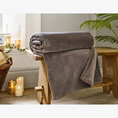 Amara Coco Throw - 140x180cm - Fawn
