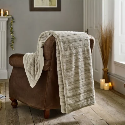 Amara Chatsworth Throw - 130x170cm - Fawn