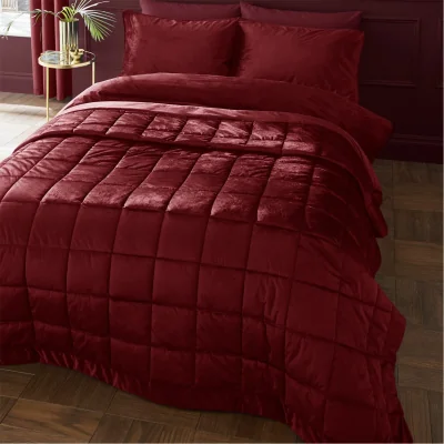 Amara Matt Velvet Quilted Bedspread - Raspberry