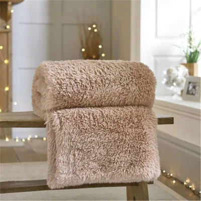 Amara Rochester Throw 127x150cm - Blush