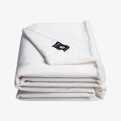 Amara Zoeppritz since 1828 - Reborn Recycled Faux Fur Blanket - 180x220cm - Clay