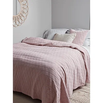 Cox and Cox Soft Geometric Bedspread - Blush