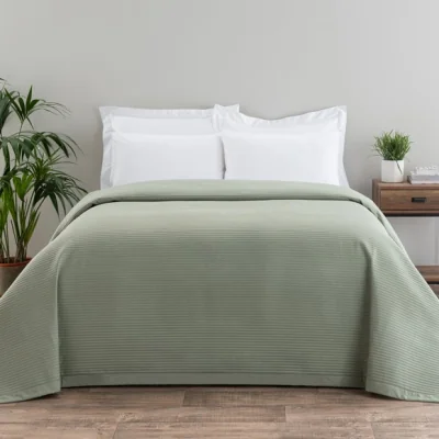 Dunelm Spencer Pinsonic Bedspread Sage