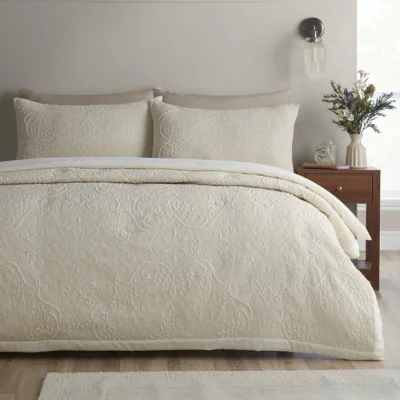 Dunelm Catherine Lansfield Amelia Jacquard Bedspread
