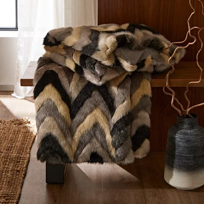 Dunelm Eska Monochrome Throw Black/Yellow