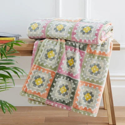 Dunelm Catherine Lansfield Crochet Print Fleece Throw Blanket 130cm x 170cm