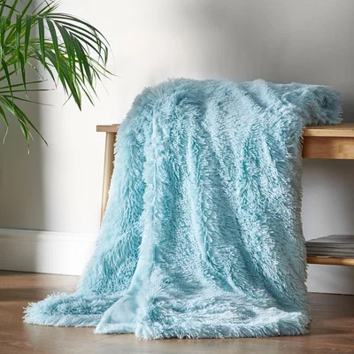 Dunelm Catherine Lansfield Cuddly Deep Pile Throw Blanket